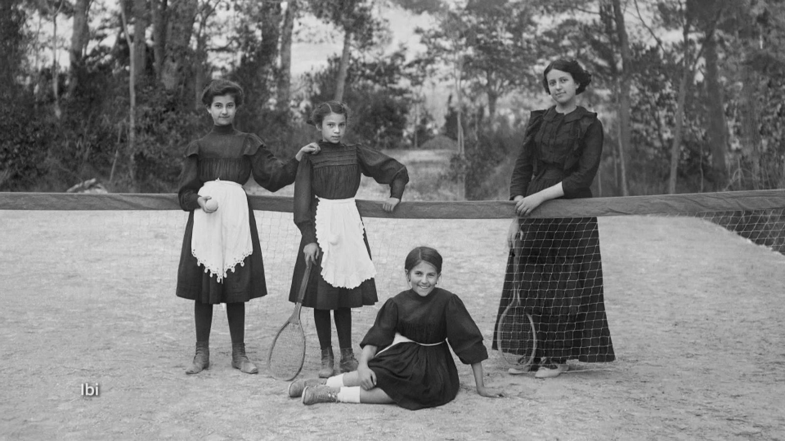 La indumentària valenciana ha anat canviant al llarg dels anys