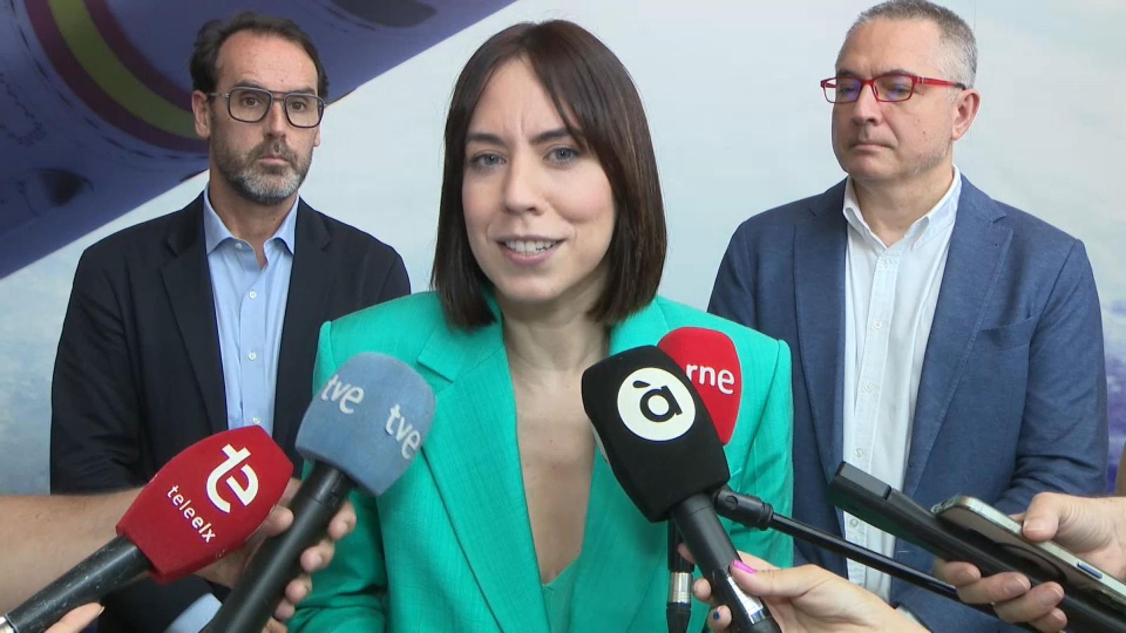 La ministra de Ciència Diana Morant en la seu de PDL Space a Elx este divendres