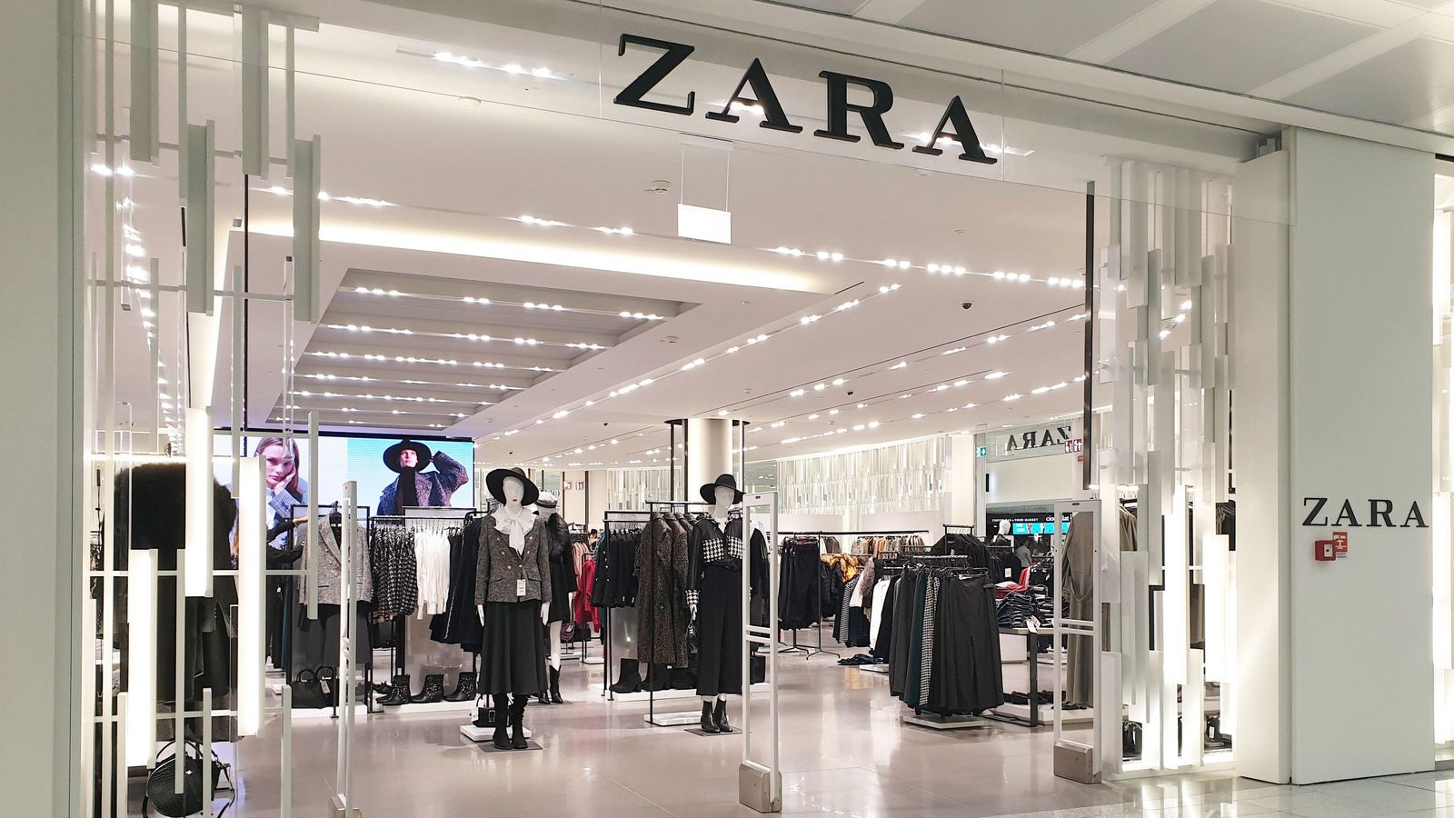 Un dels establiments de la cadena tèxtil d'Amancio Ortega