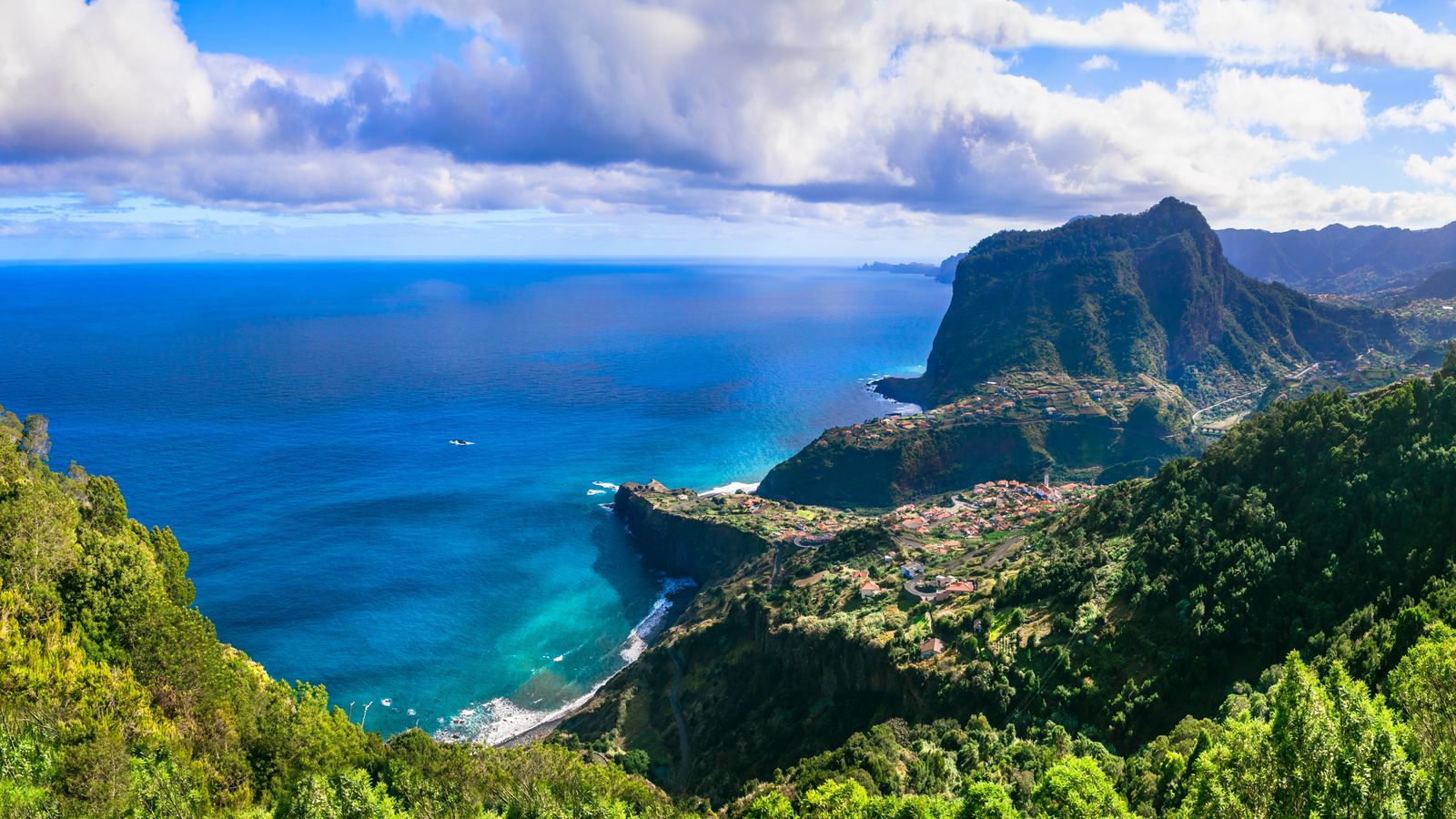 Panoràmica de la illa de Madeira, prop de Santana