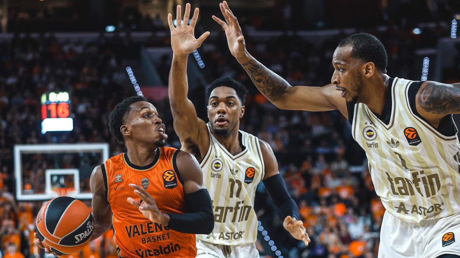 TJ Shorts ha sigut l'MVP del partit