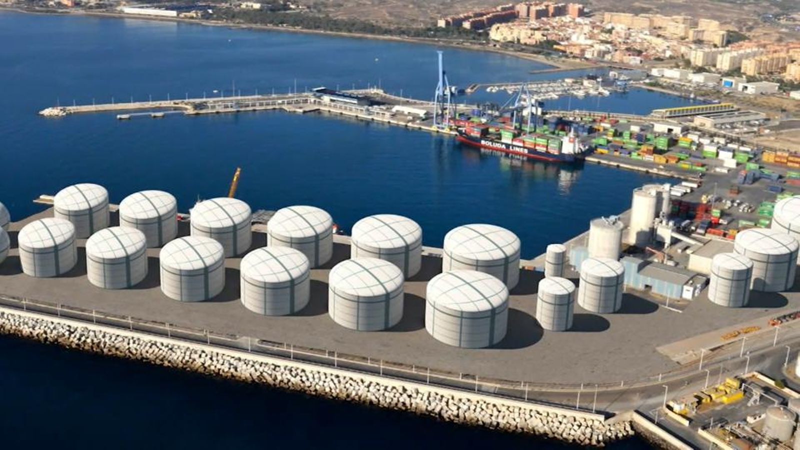 Dipòsits en el port d'Alacant