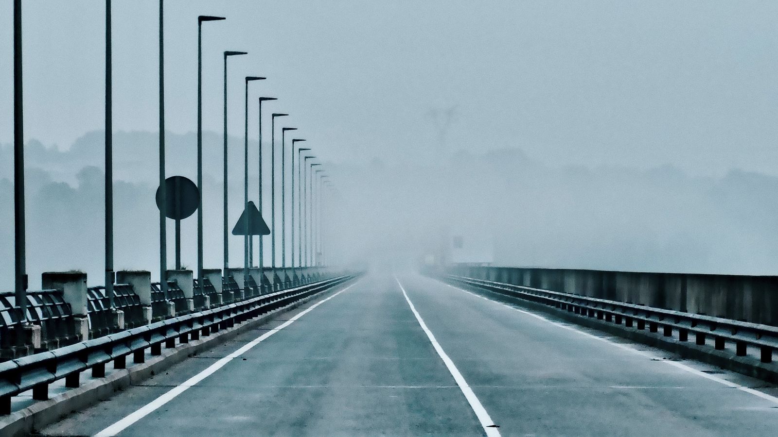 8- ENRIQUE JAVIER FERRI, Embassament de Bellús, la Vall d'Albaida