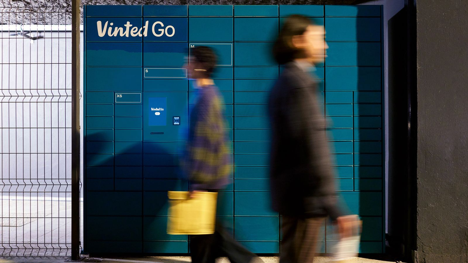 Una taquilla de recollida de productes de segona mà