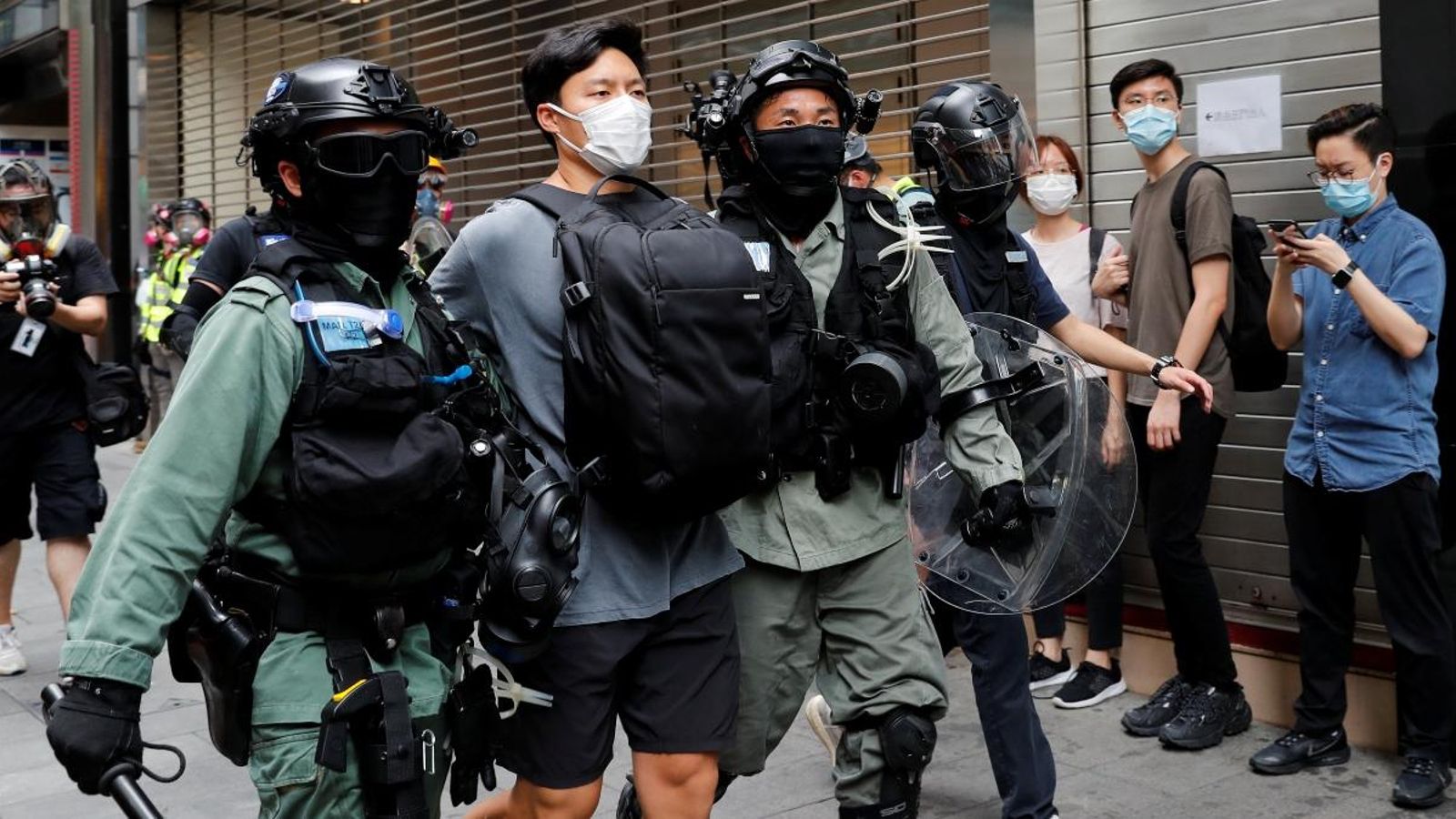 Detenen un manifestant durant la concentració aquest dimecres a Hong Kong