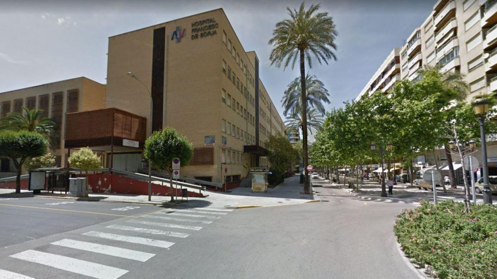 Ll'antic hospital sant Francesc de Borja de Gandia, al passeig de les Germanies
