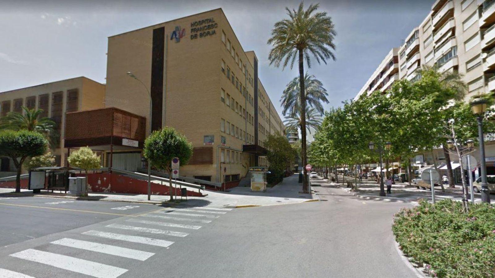 Ll'antic hospital sant Francesc de Borja de Gandia, al passeig de les Germanies