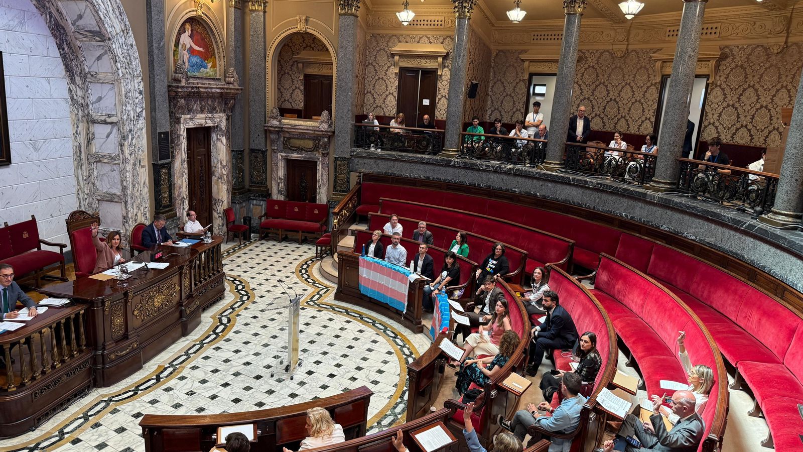 El ple de l'Ajuntament de València durant una de les votacions