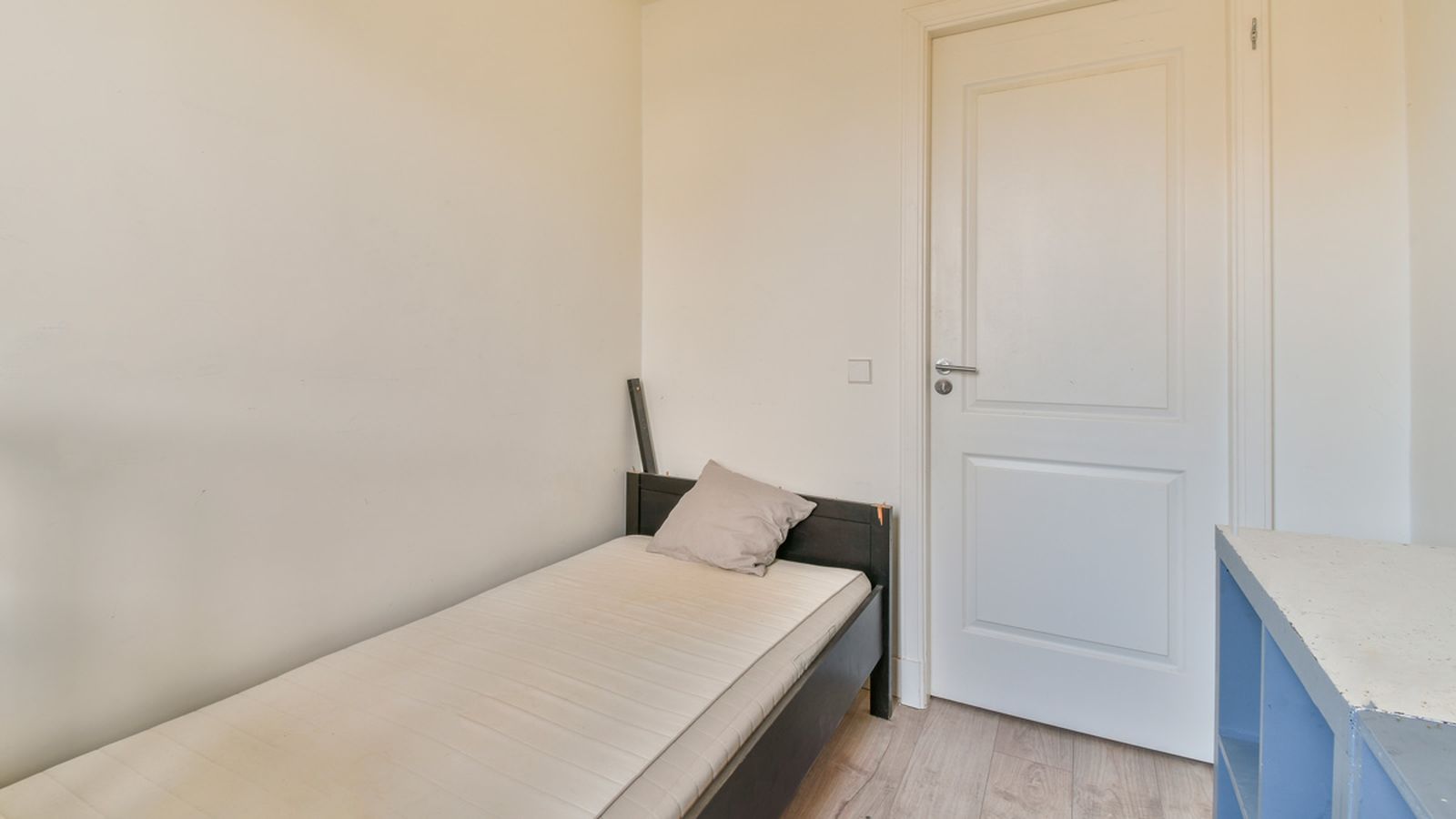 Aproximadament el 92% de les habitacions a la ciutat de València costen més de 300 €