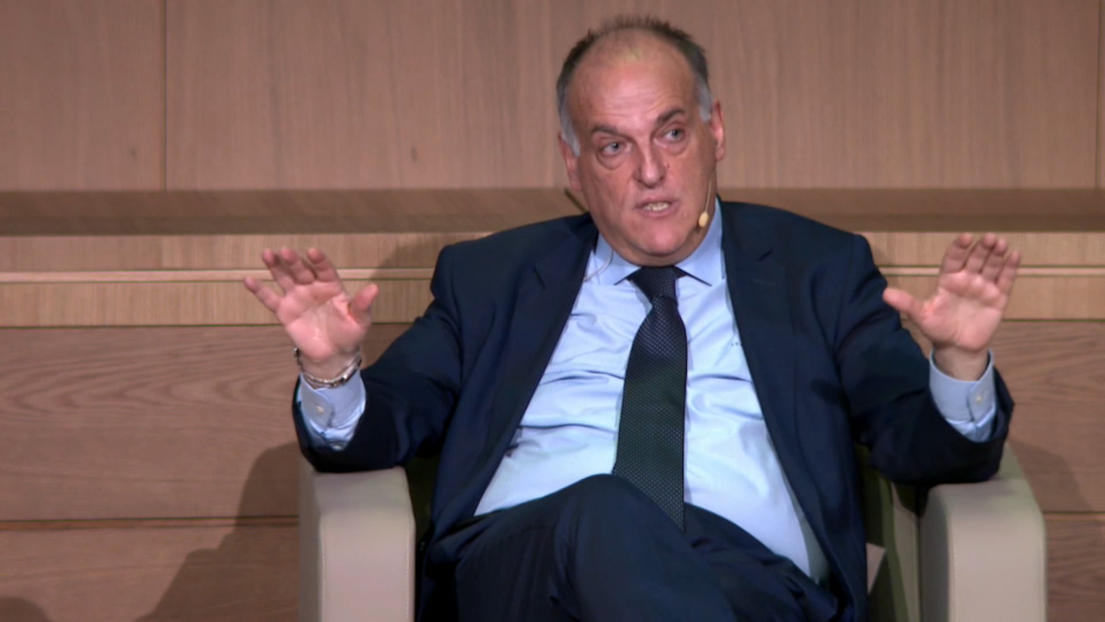 Javier Tebas es reuneix amb dirigents dels quatre clubs valencians