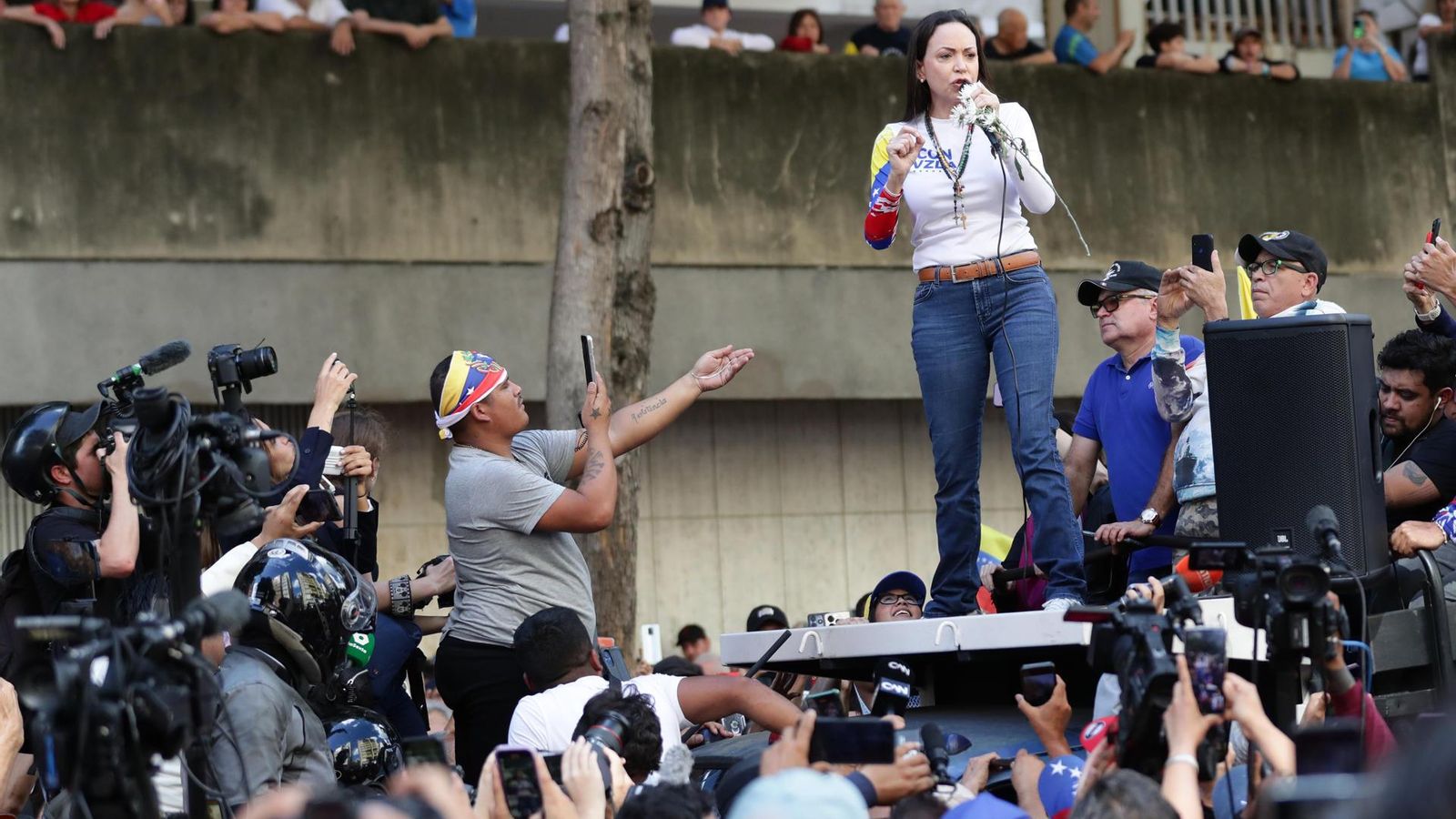 La líder opositora María Corina Machado reapareix este dijous en una protesta a Caracas després de 133 dies en la clandestinitat