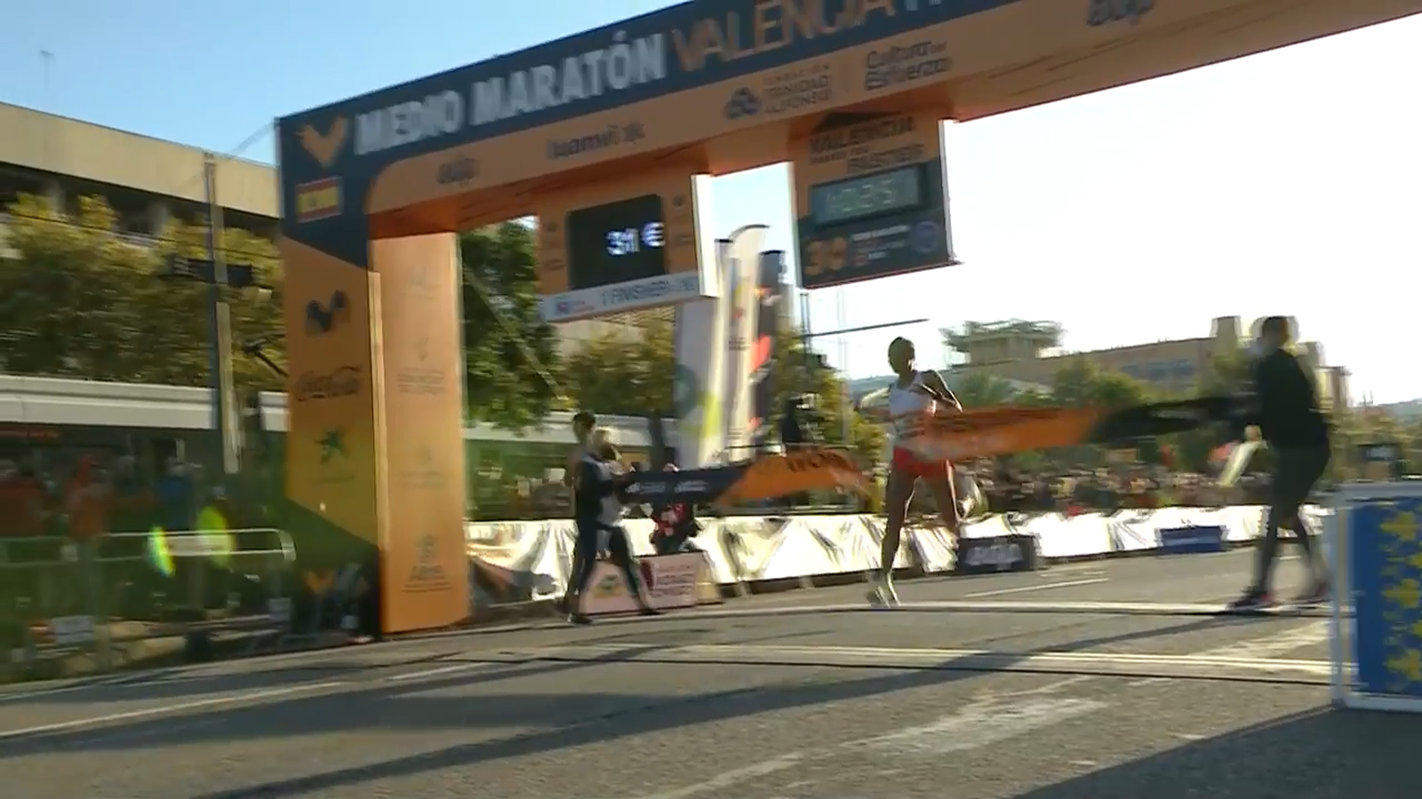 24.10.2021 | Mitja Marató de València Trinidad Alfonso 2021