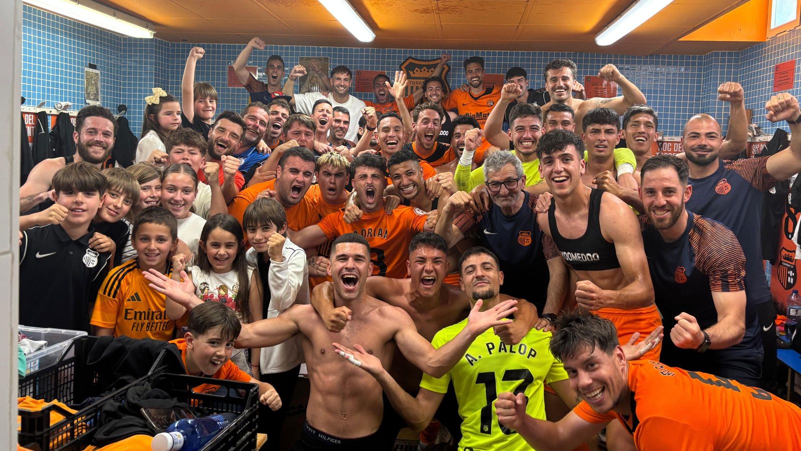 El Torrent celebra la classificació als play-off d'ascens a Primera RFEF