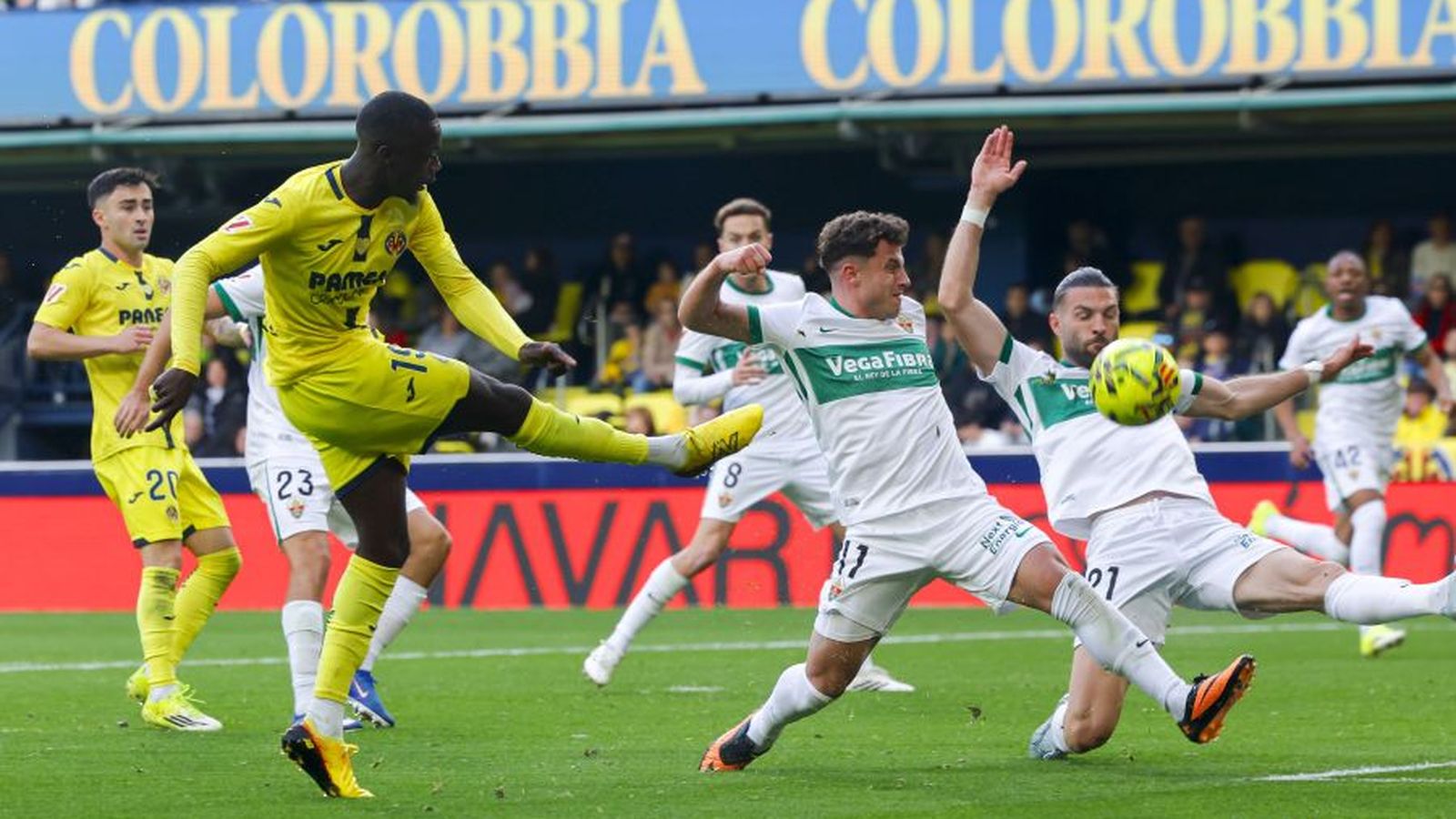 El Villarreal es va imposar 2-1 en el duel autonòmic de la temporada passada