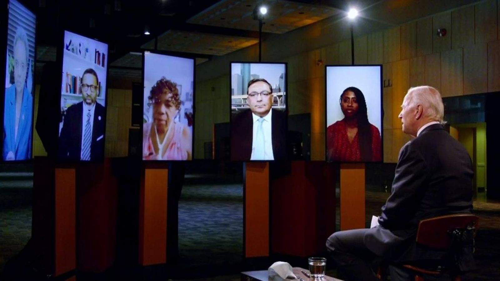 El candidat Joe Biden durant la convenció virtual