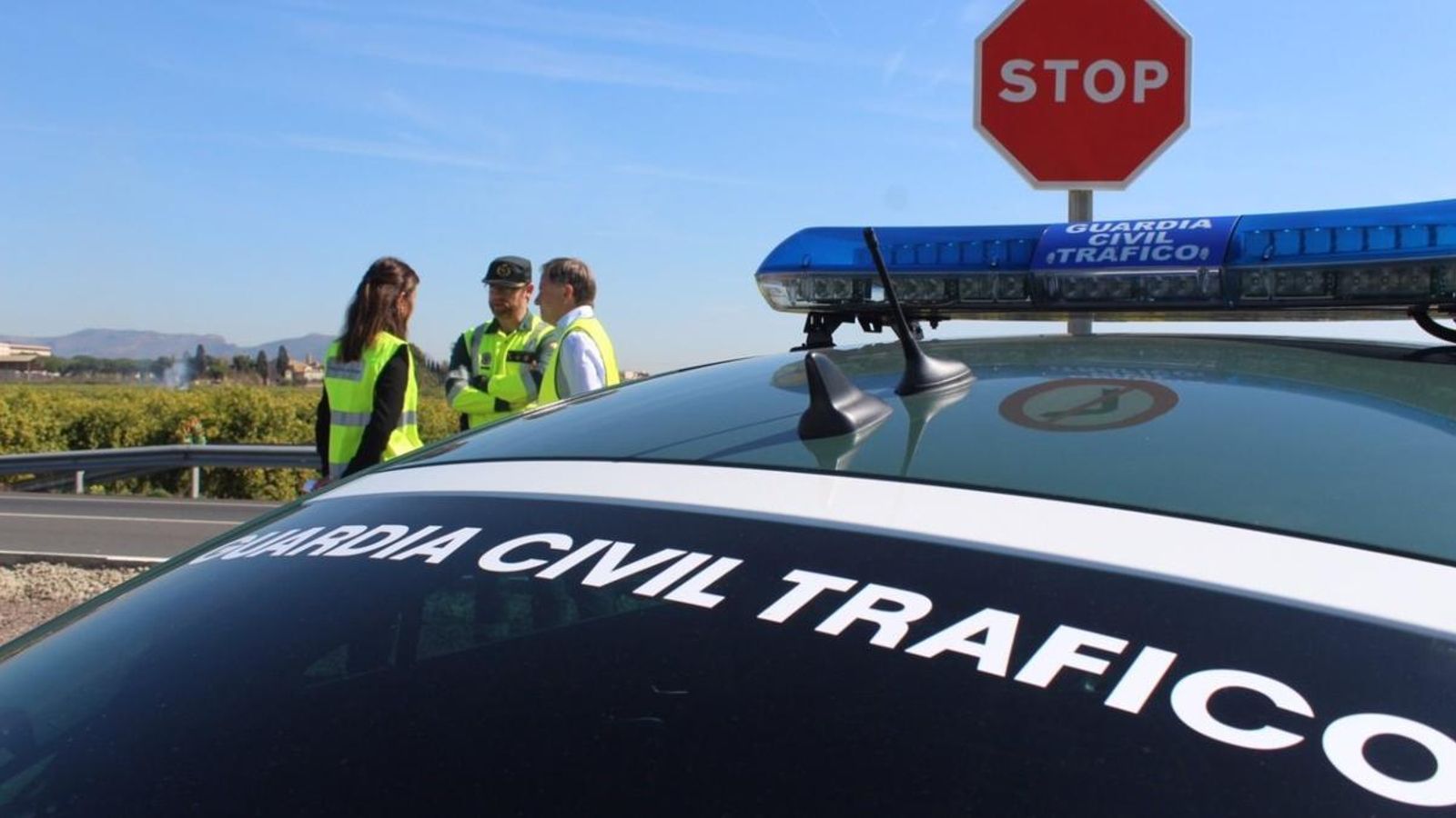 Un motorista ha patit un accident a Teulada i una dona ha sigut atropellada a Picanya