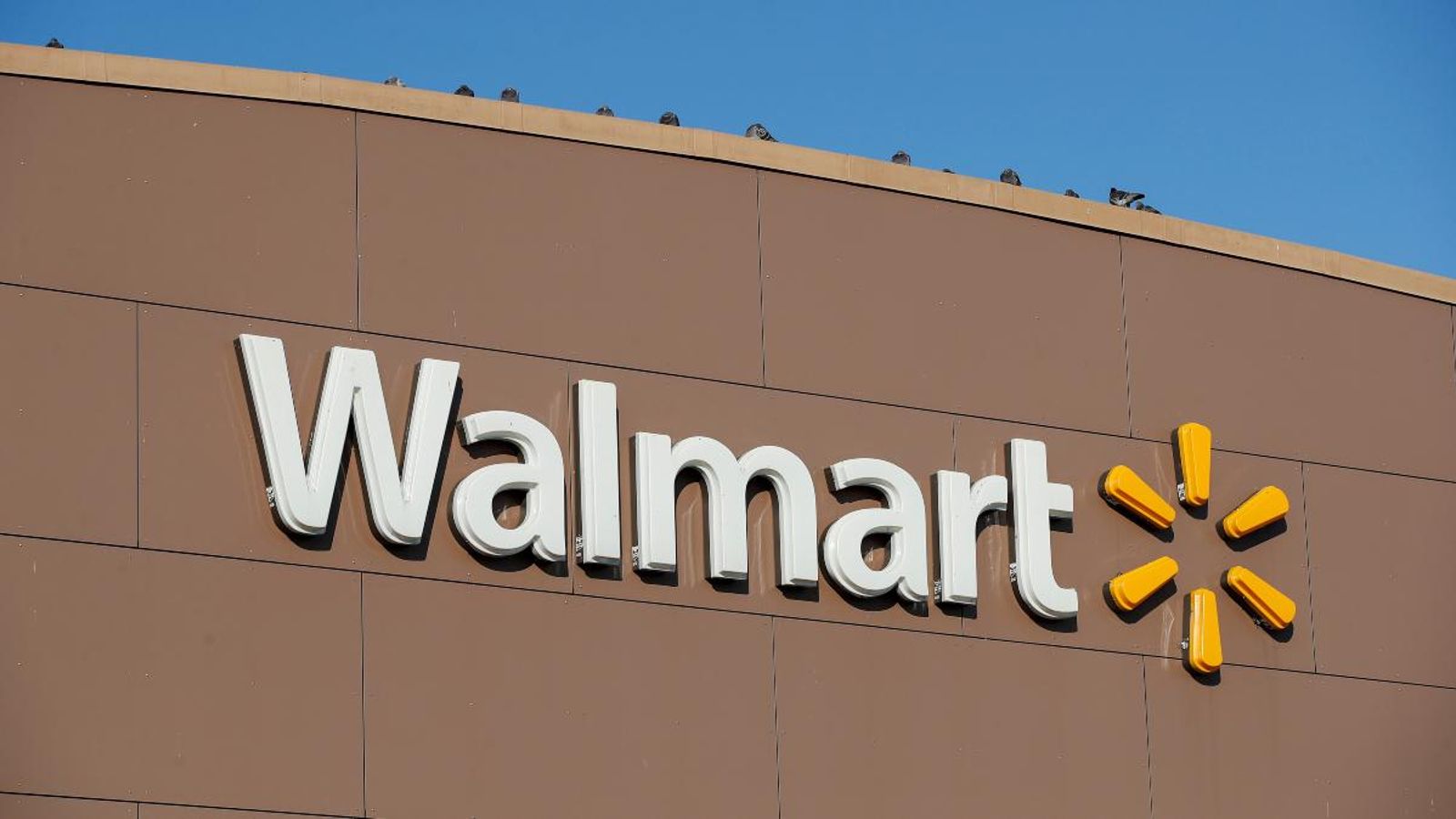 Almenys tres persones mortes en un tiroteig en un supermercat a Oklahoma