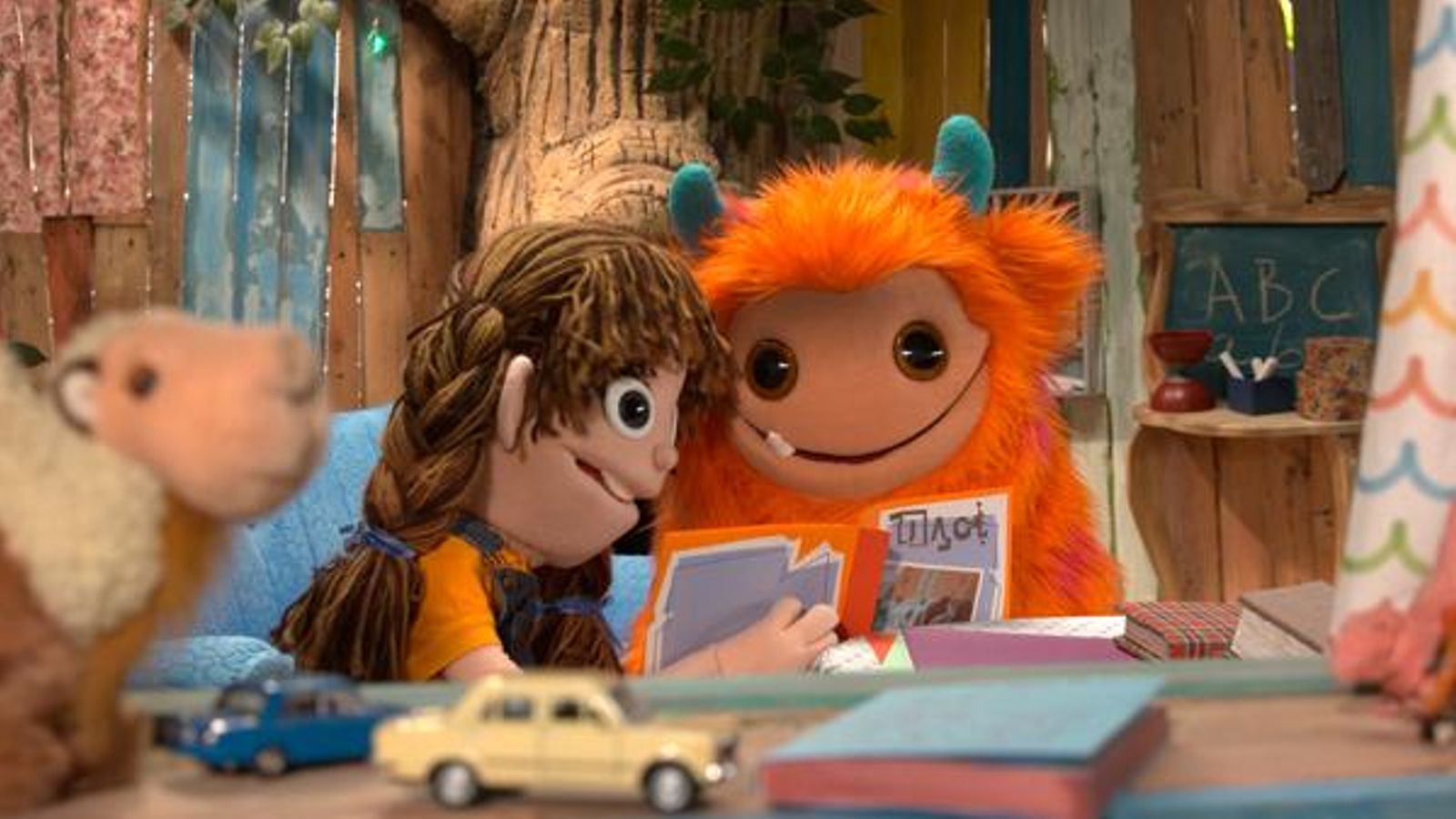 Logo Júlia i Gilbert