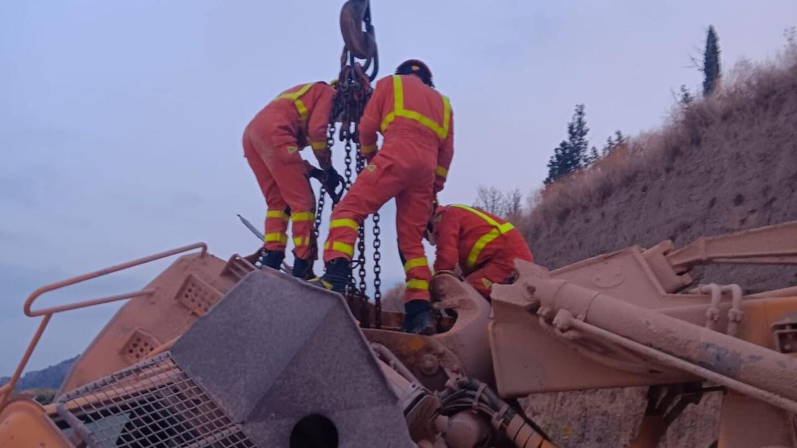 Efectius del Consorci de València van intervenir a un accident laboral a una pedrera de Llíria