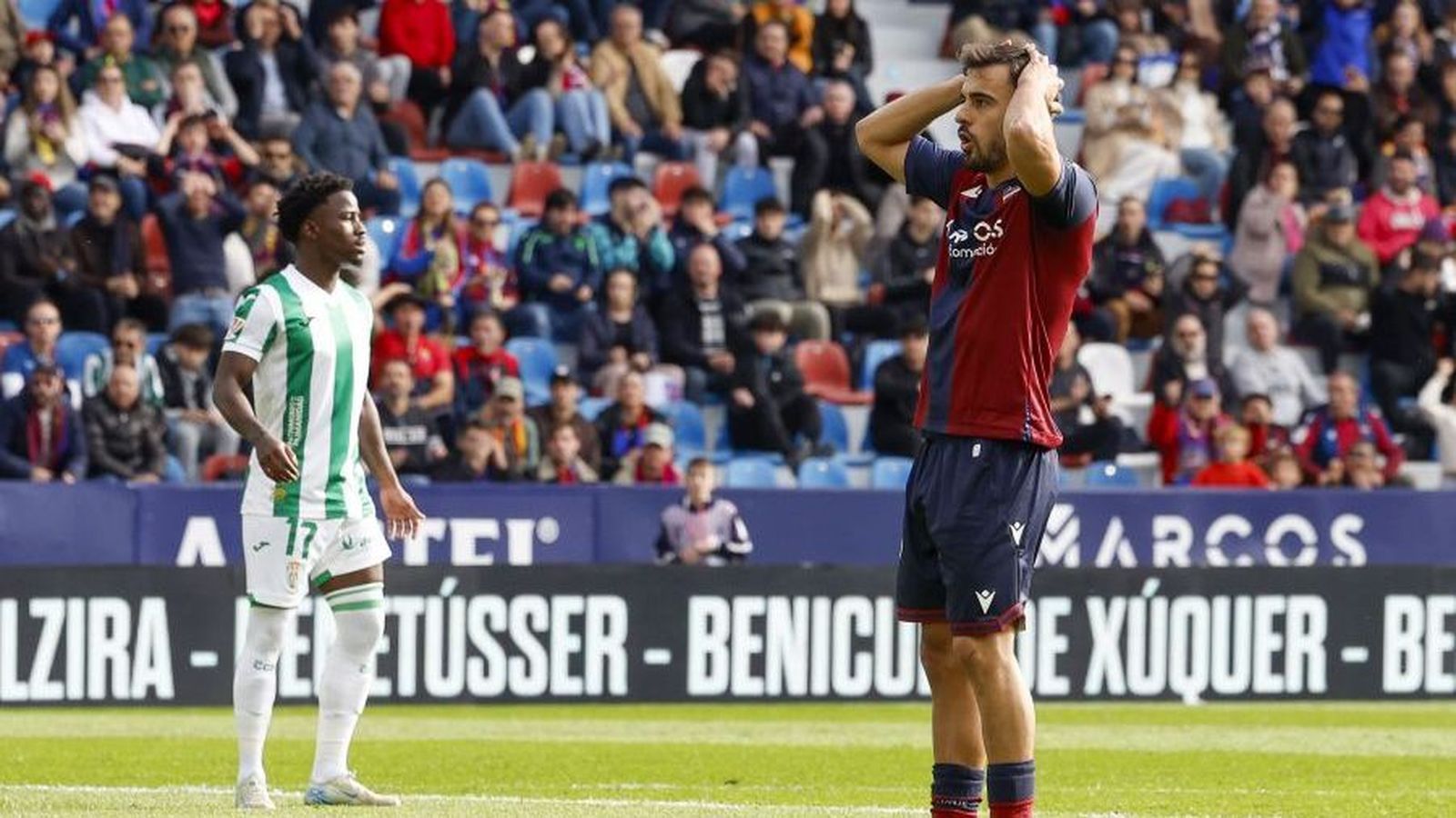 Pampín es lamenta després d'una acció errada