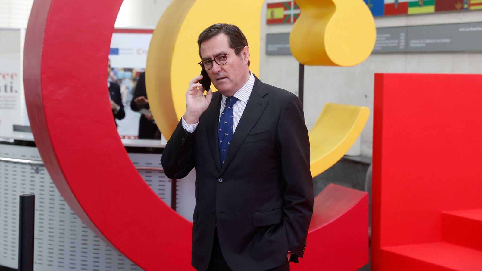 Garamendi en la reunió del ple extraordinari de la Càmera de Comerç