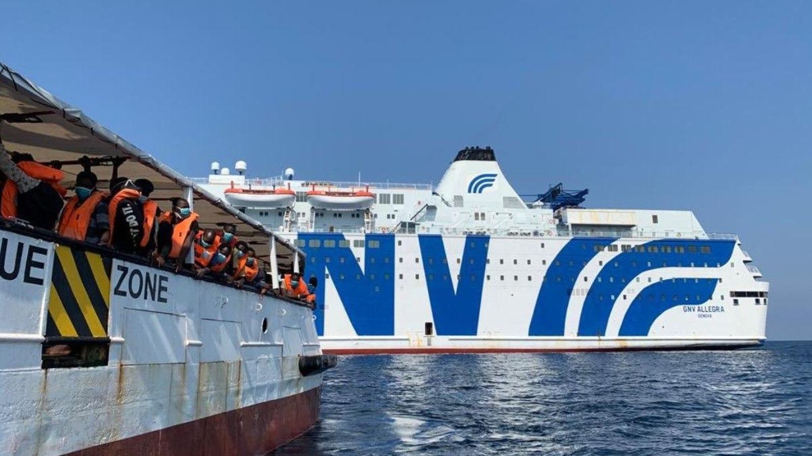 Itàlia autoritza el desembarcament de 150 persones a bord de l’Open Arms