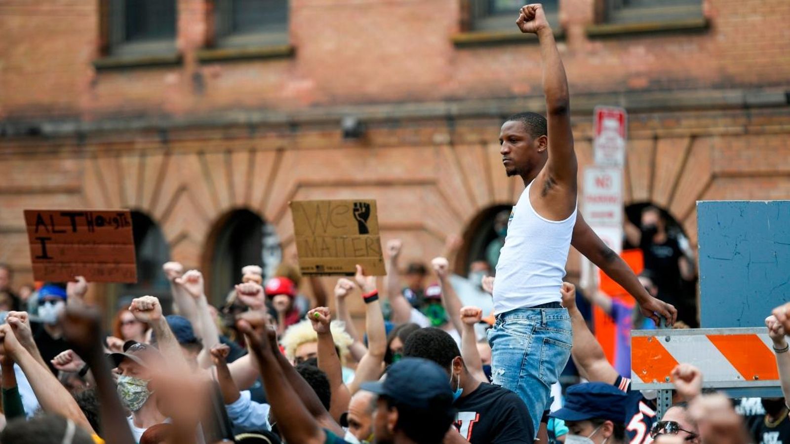 Concentració en el memorial de George Floyd, aquest dijous a Minneapolis