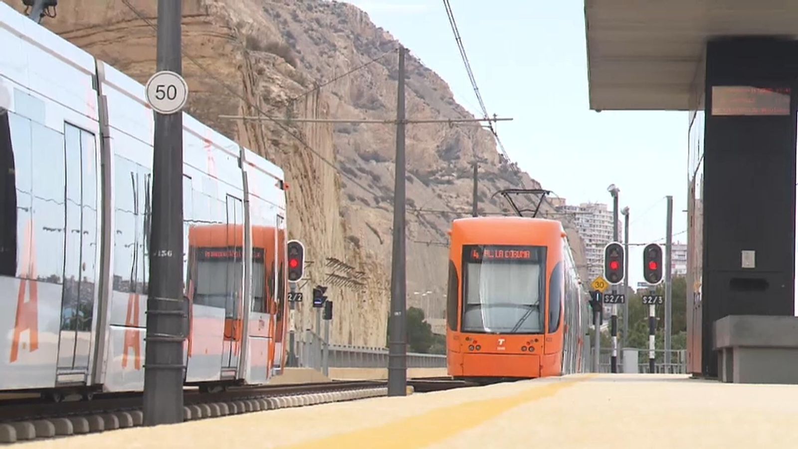 VÍDEO | La línia 5 del TRAM d\'Alacant  ja connecta Porta del Mar i Platja de Sant Joan