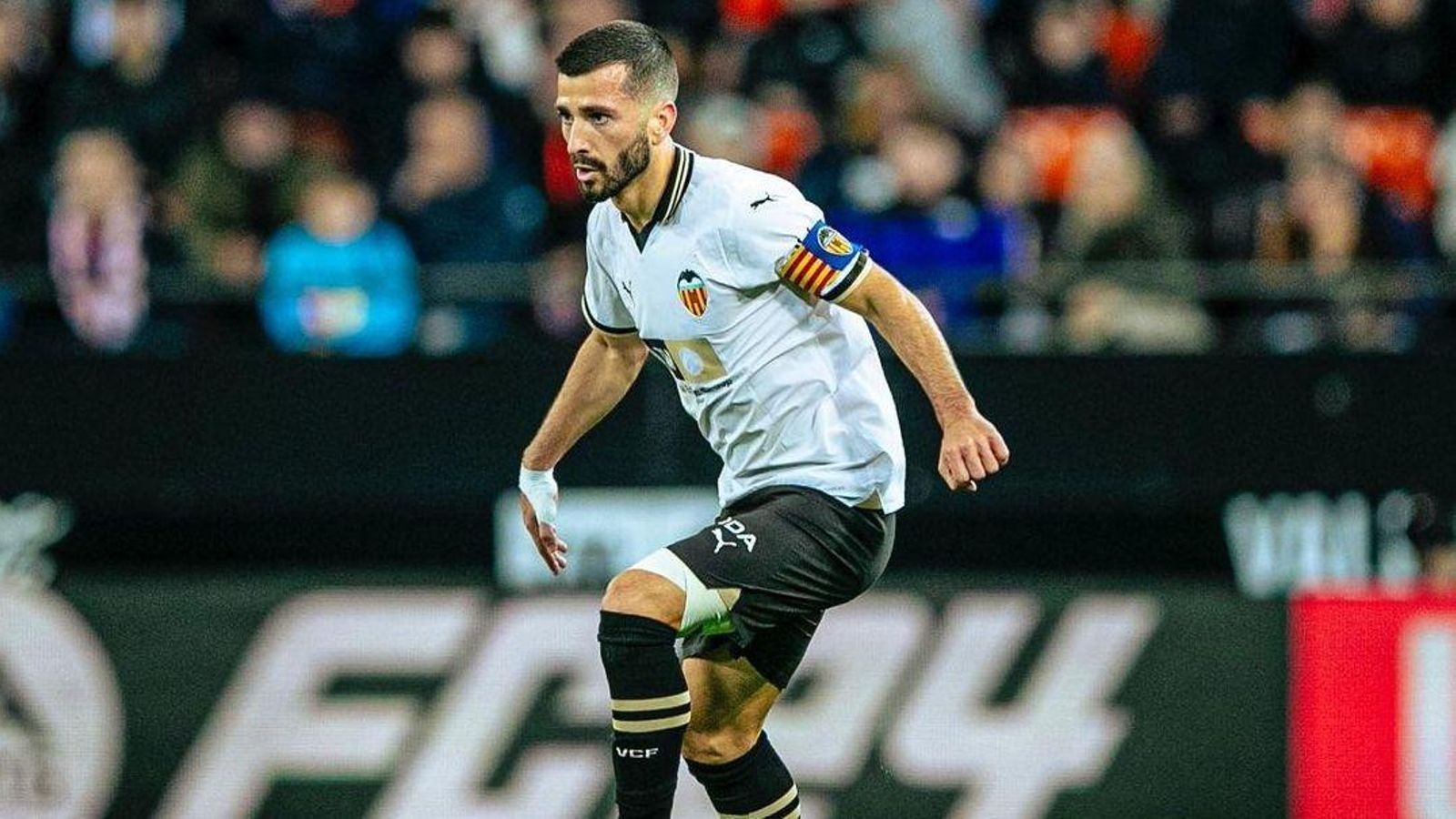 El futbolista del València CF, José Luis Gayà