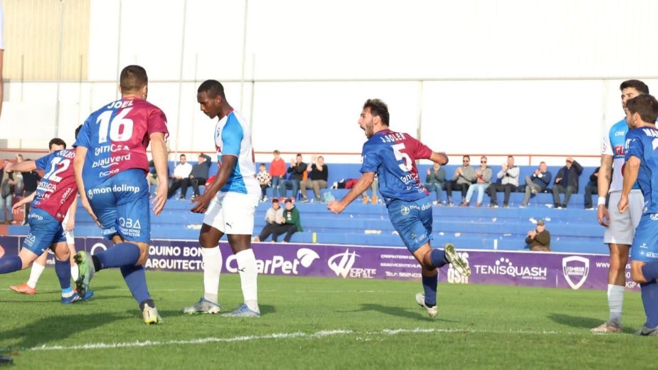 Soler celebra el primer gol thumbnail 42dc2e11 6d3f 48e6 8522 ce545c9c0656