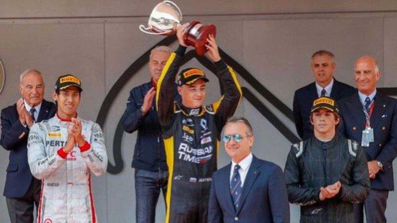 El podi a Mònaco F-2