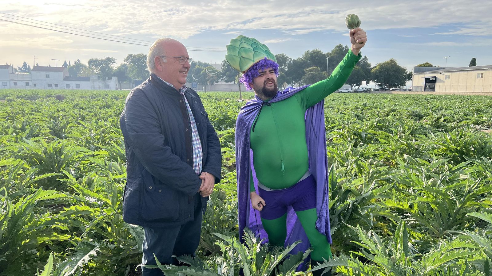 El superheroi AlcasilMan, salvant una carxofa