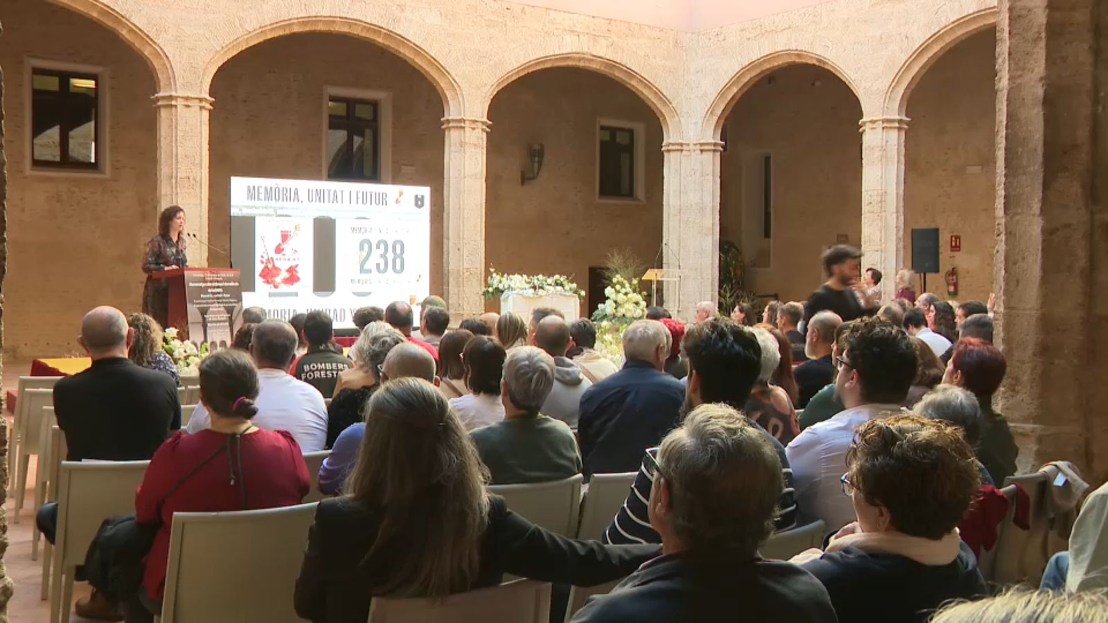 Acte al castell d'Alaquàs com a homenatge pels dos anys de la dana