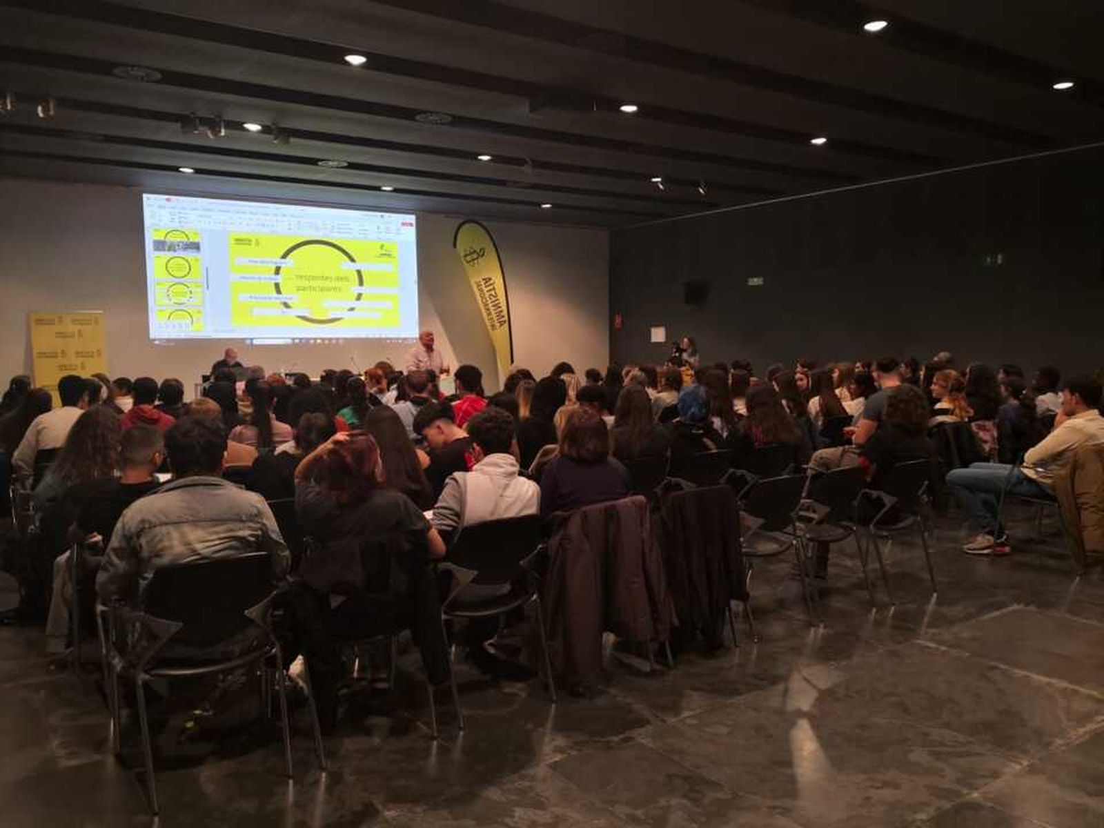 25.03.2024 | Amnistia Internacional organitza la II Trobada d'activistes escolars