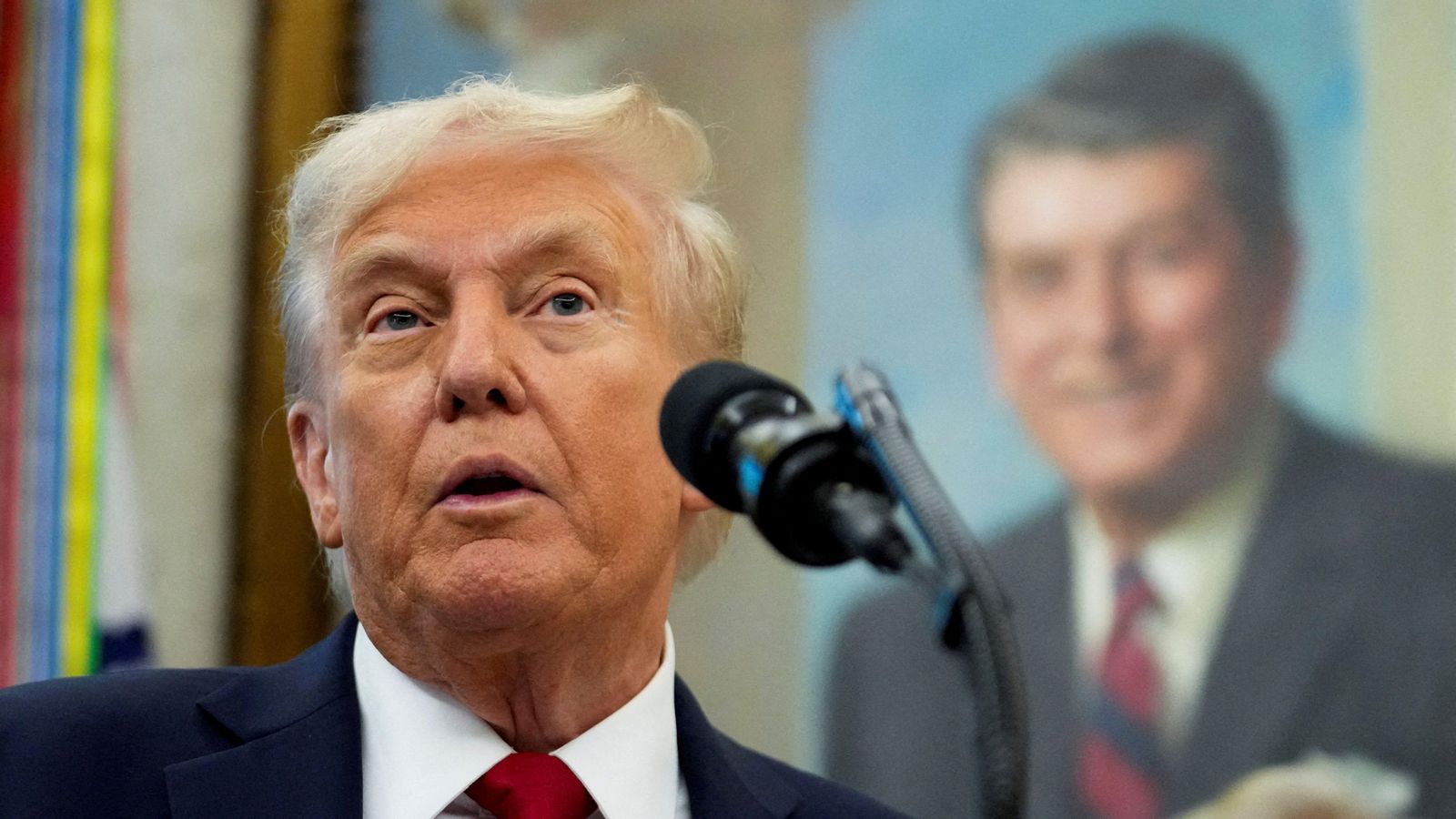 Trump, al Despatx Oval este dimarts