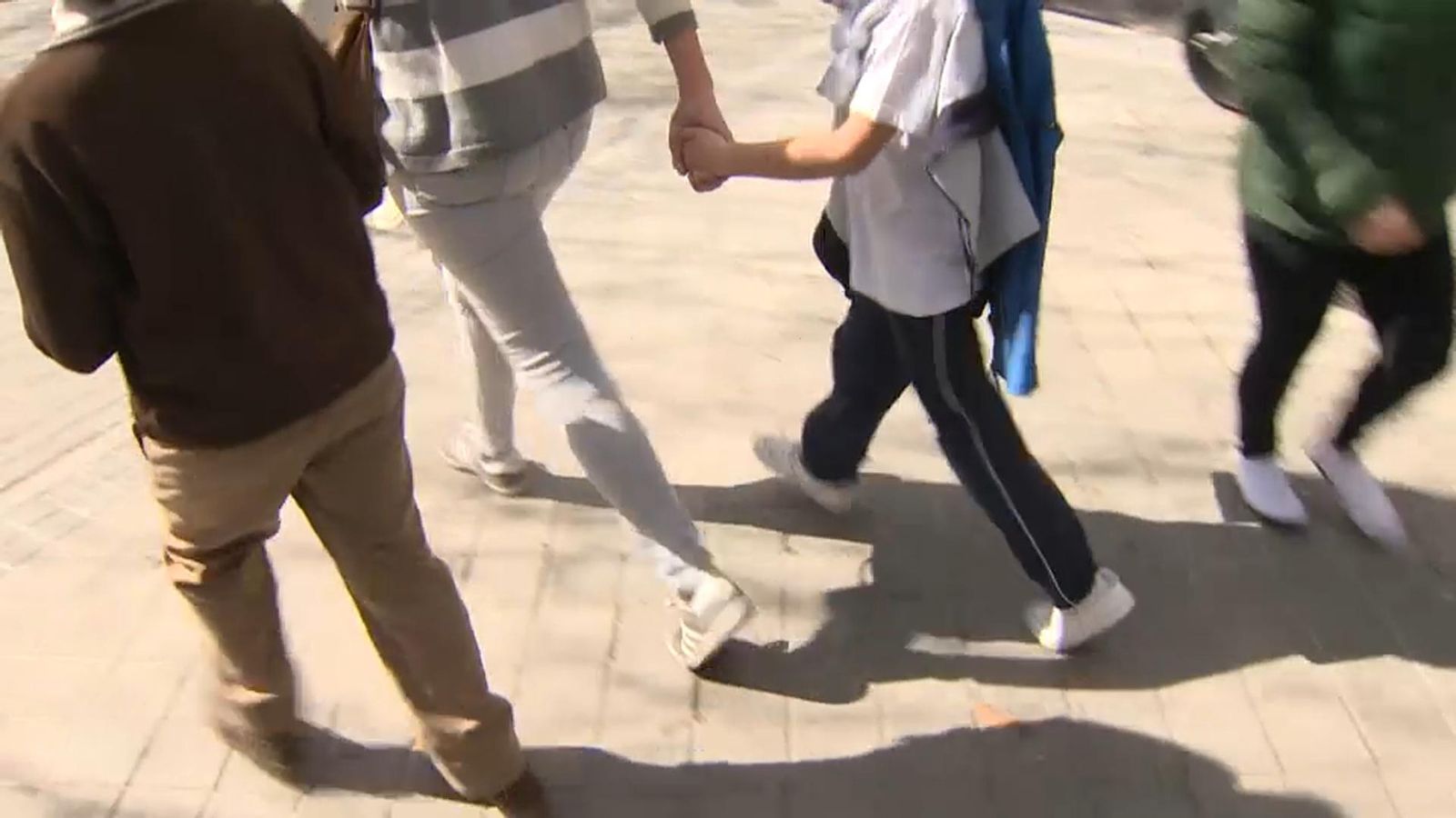 Igualtat regula les eixides de menors tutelats i adverteix que no es poden prohibir com a sanció