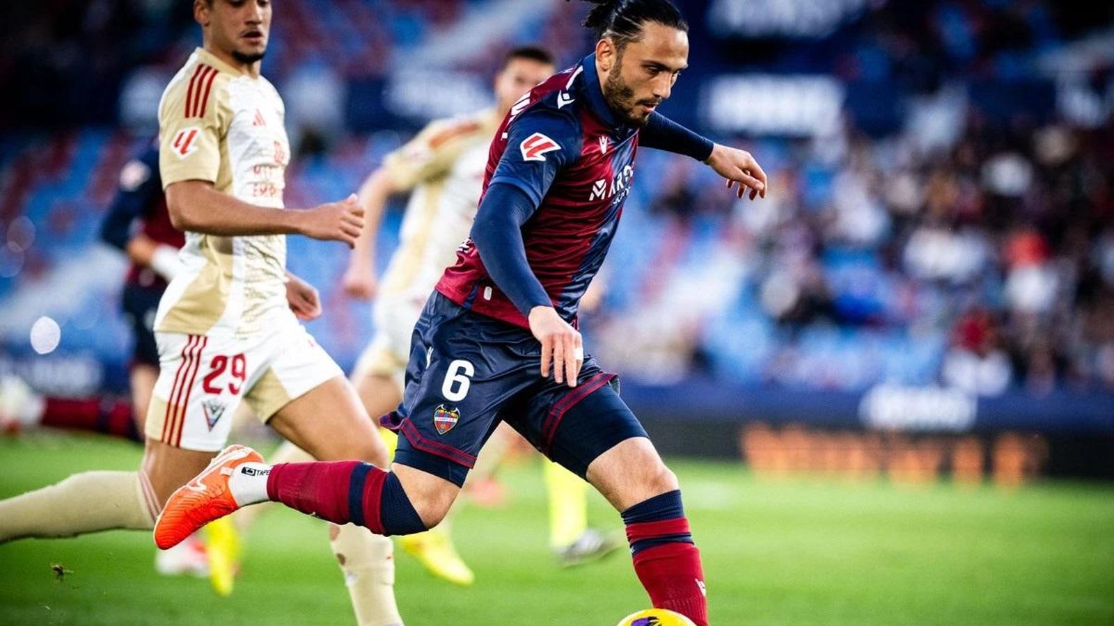 Kocho, en un partit contra el Mirandés