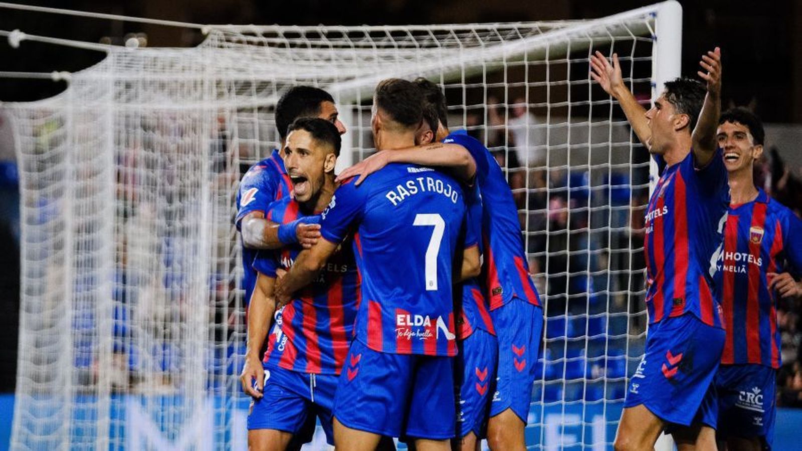 Fidel celebra el gol del triomf