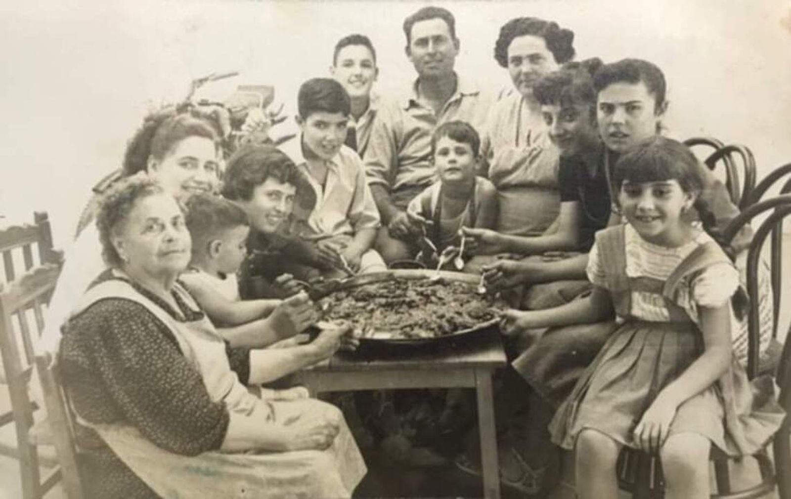 25.04.2024 | "Obrim meló" amb Ximo Carrión. Arrossos tradicionals: hi ha vida més enllà de la paella valenciana