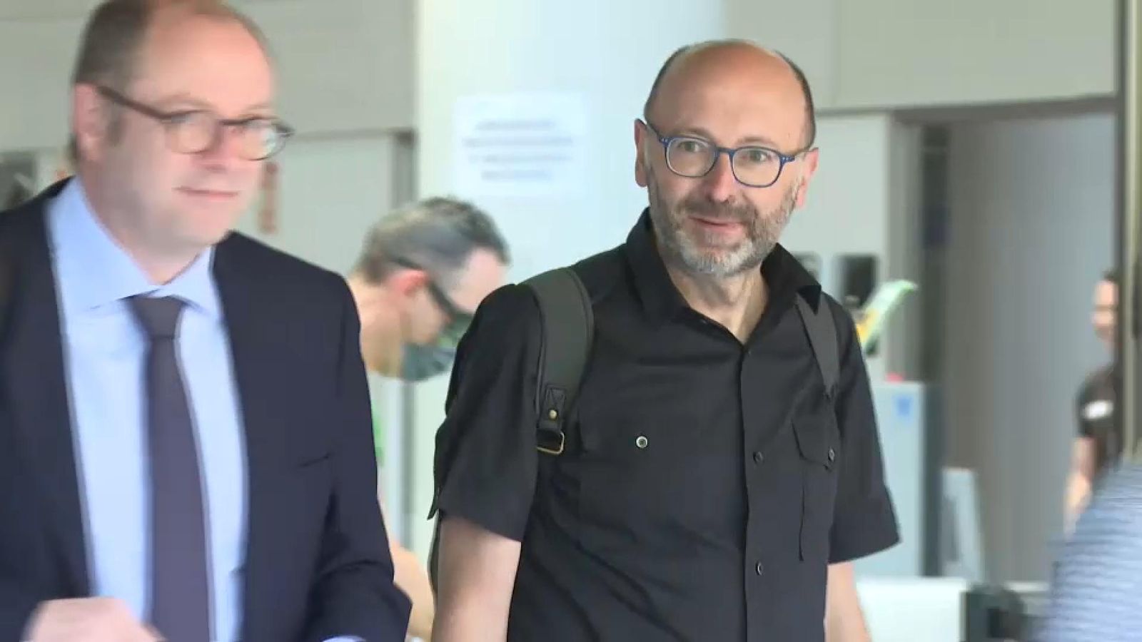 Reaccions a l'obertura del juí oral a Francis Puig