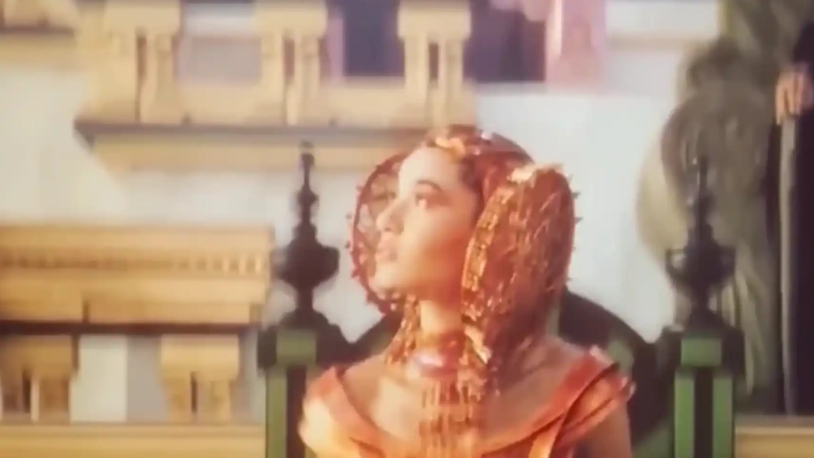 Reinterpretació de la Dama d'Elx en la pel·lícula 'Thor: Amor y Trueno'