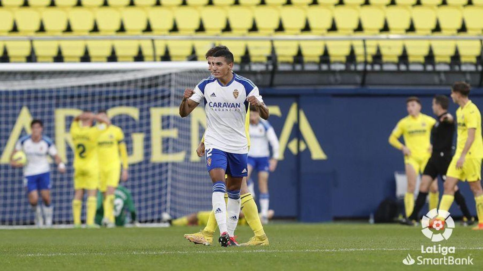 Els jugadors del Saragossa celebren un dels gols