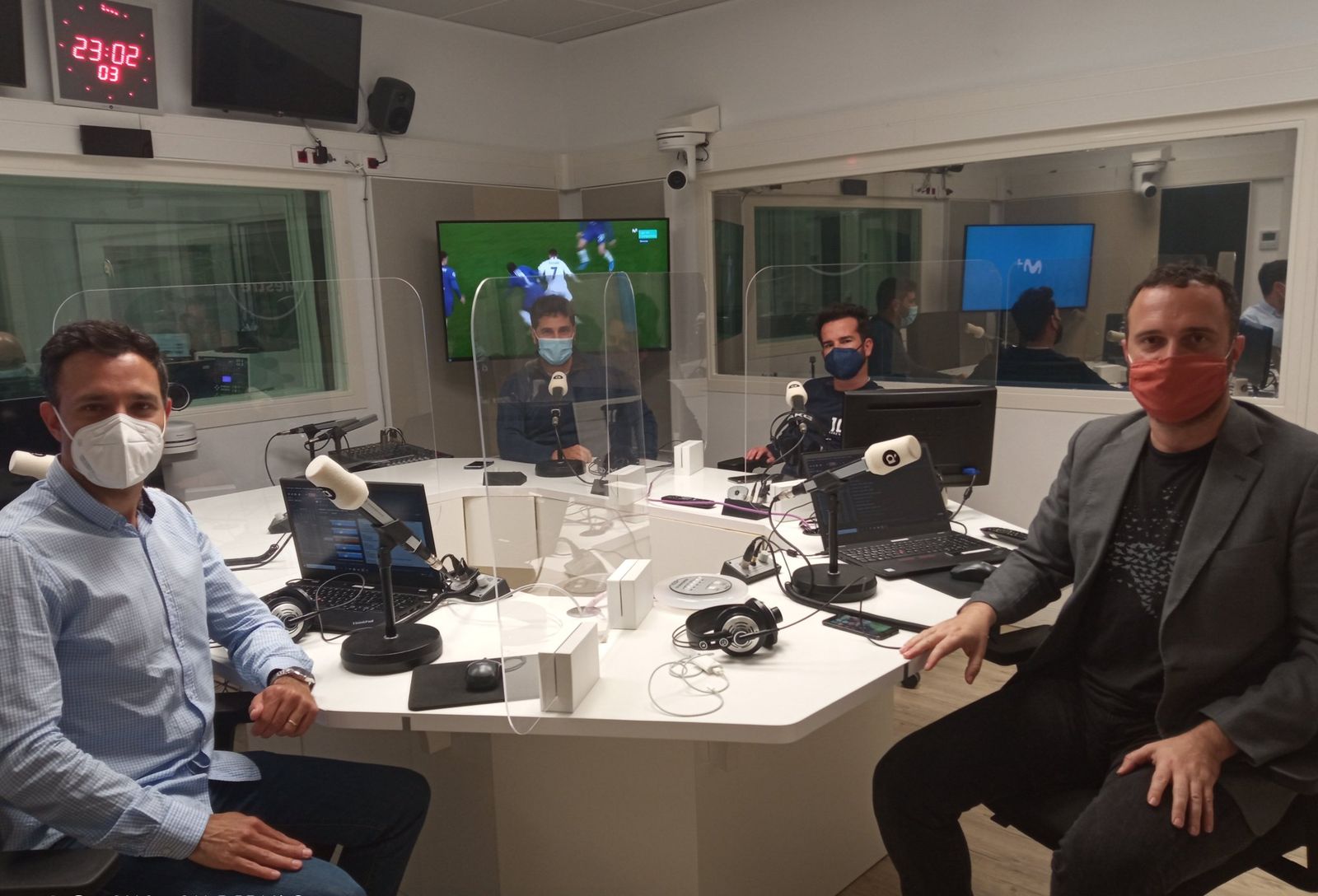 línia de fons tertúlia 05.05