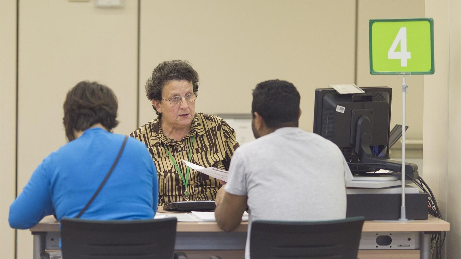 El nombre de persones parades a la Comunitat Valenciana arriba a les 413.000.