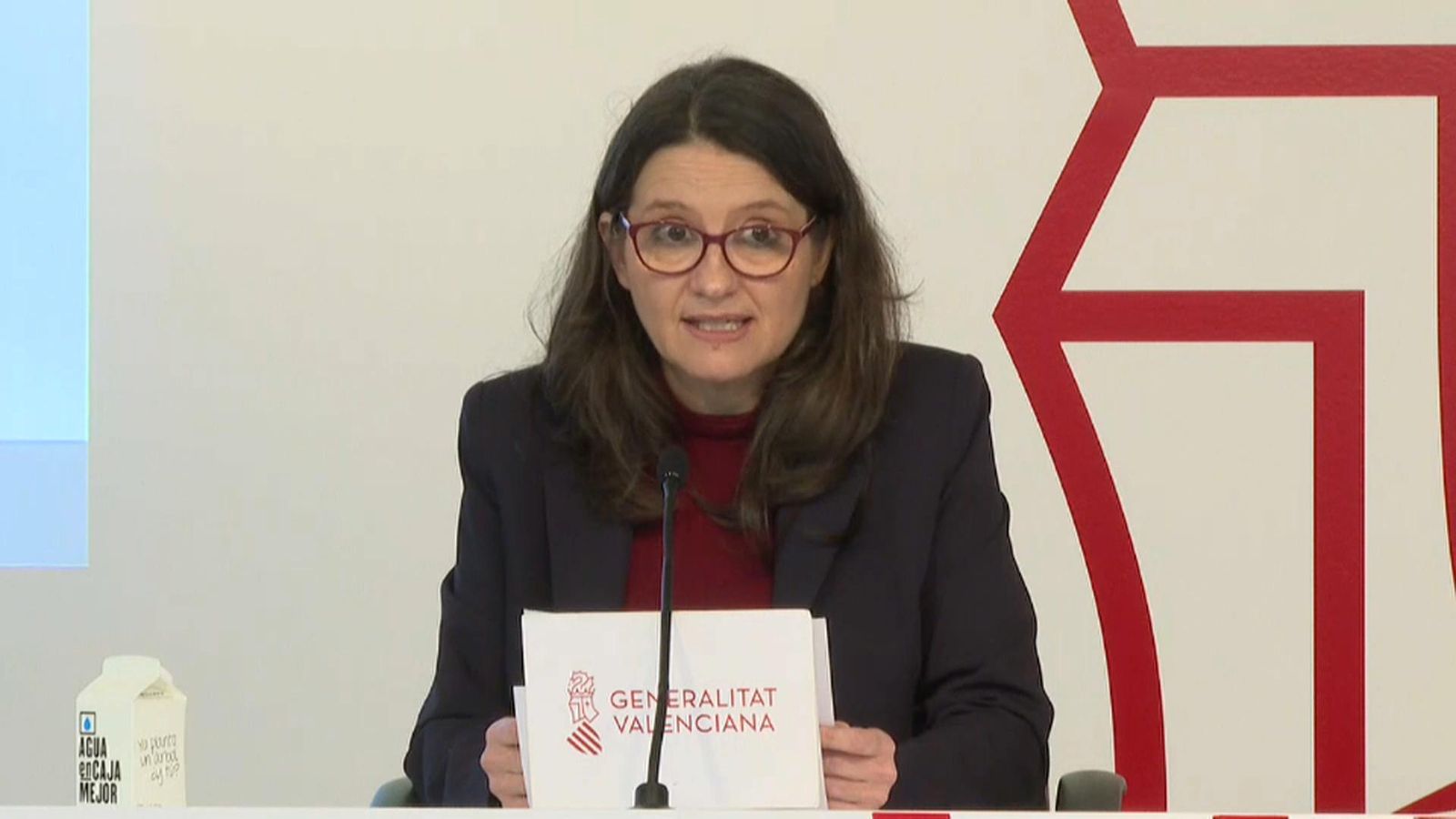 Mónica Oltra, durant la roda de premsa posterior al ple del Consell