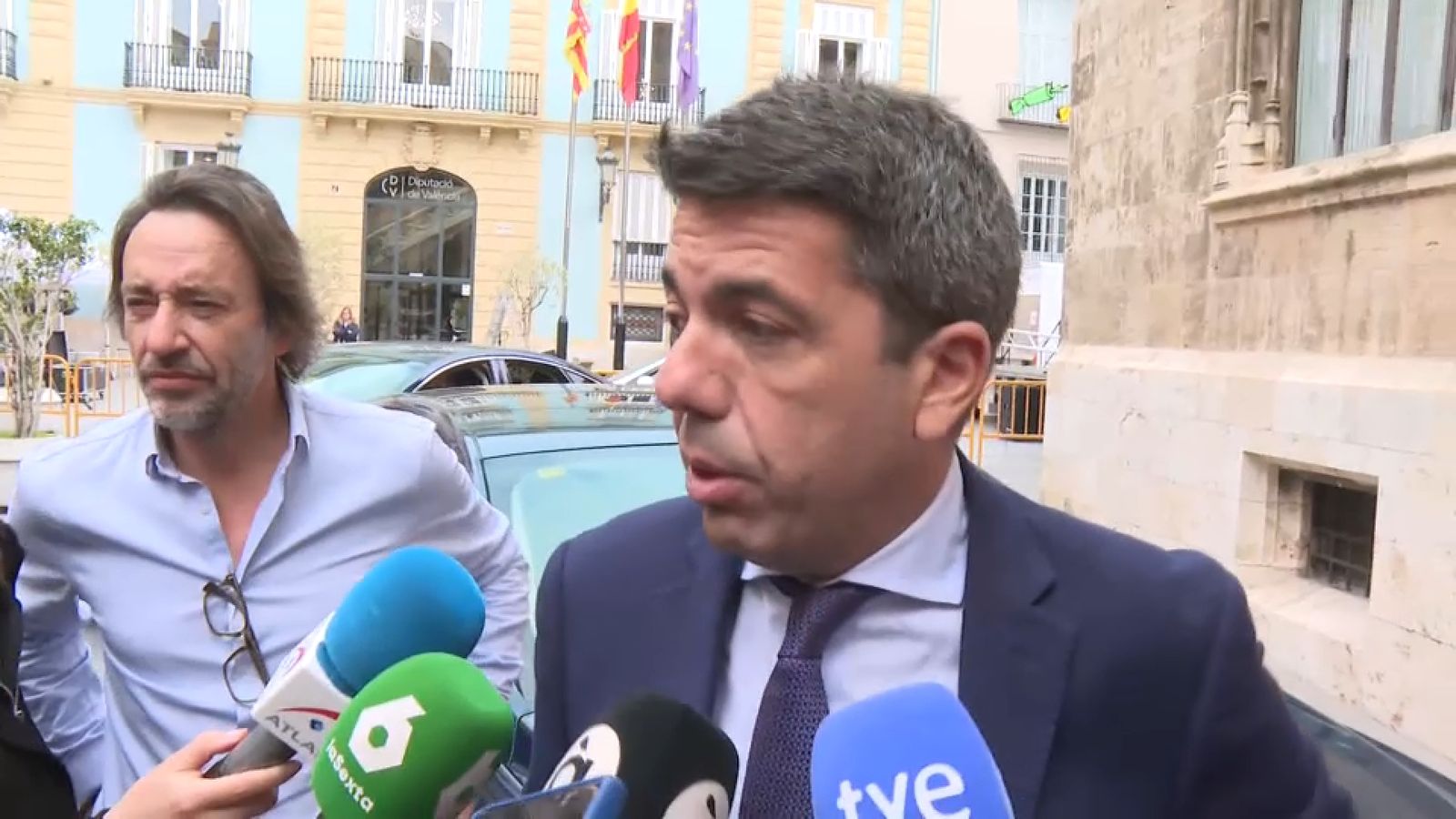 Mazón arriba al Palau de la Generalitat este divendres