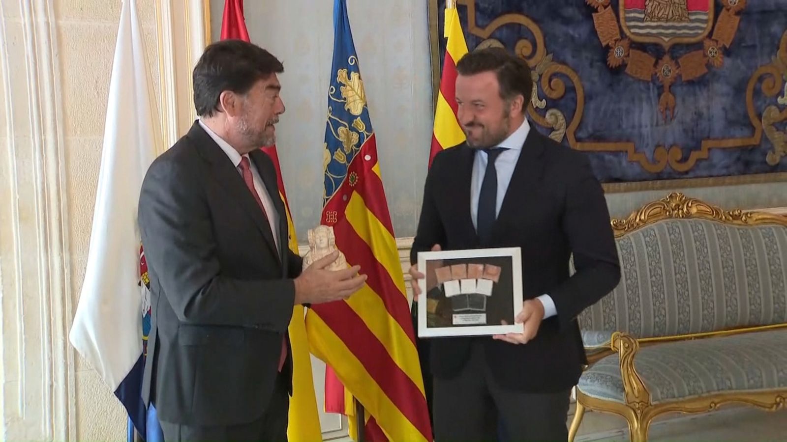 Luis Barcala i Pablo Ruz en la cimera Alacant-Elx