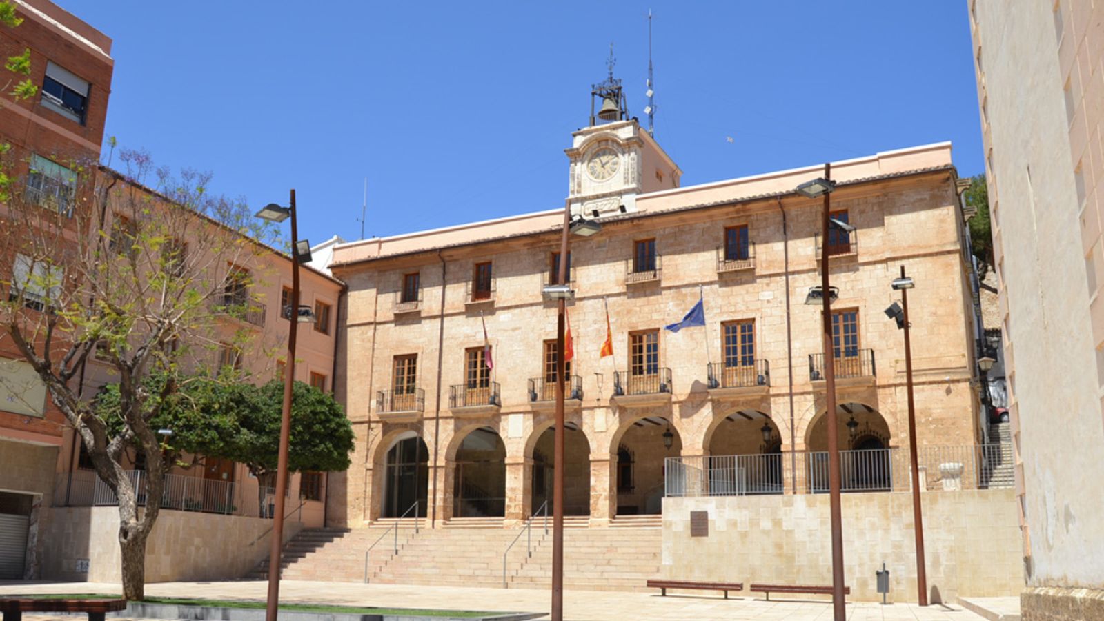 Façana de l'Ajuntament de Dénia