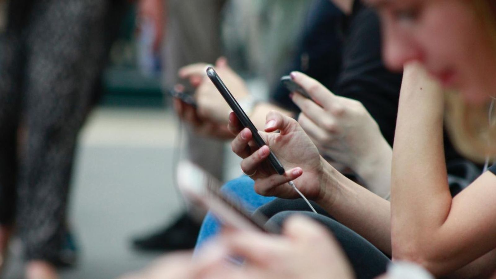L’alerta implica un complex sistema d'acords comercials d’aplicacions que no disposen de permisos