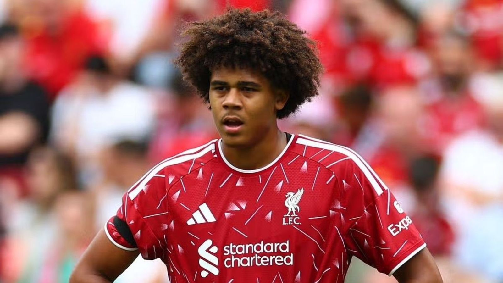 Ifeanyi Ndukwe, amb la camiseta del Liverpool
